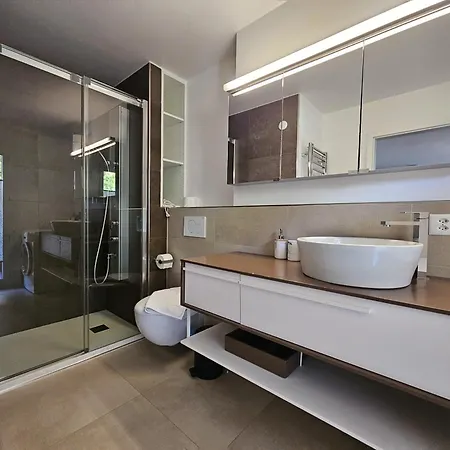 Falke 2nd Floor شقة Saas Fee